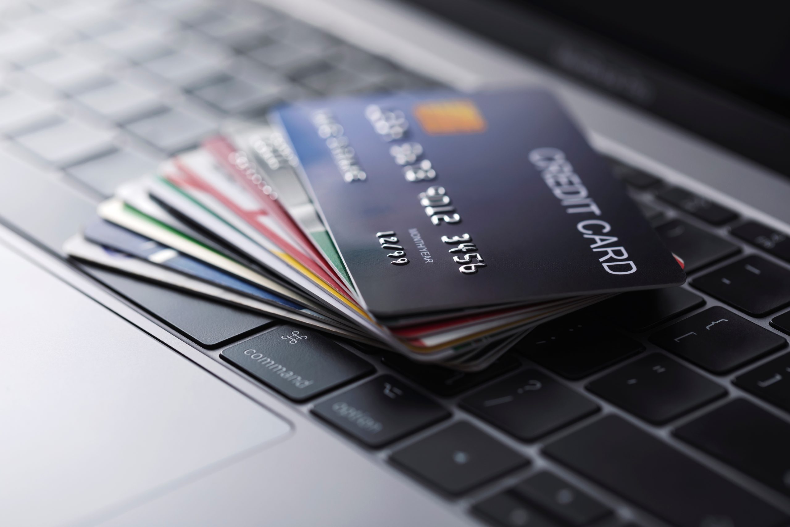 4 Common E-Commerce Fraud Types and Their Impact on Businesses